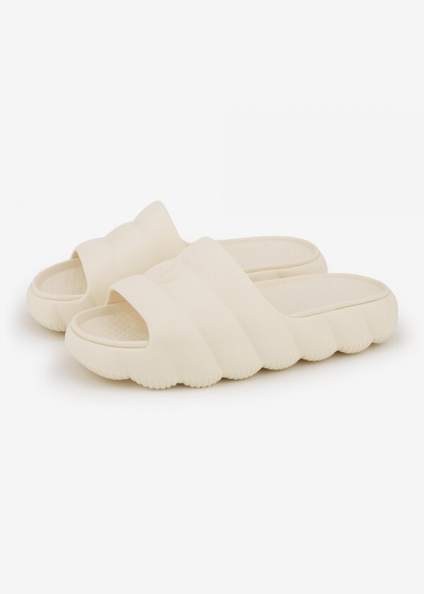 꼬르소밀라노,몽클레어 여성 릴로 화이트 슬리퍼 4C00050 M2559 034